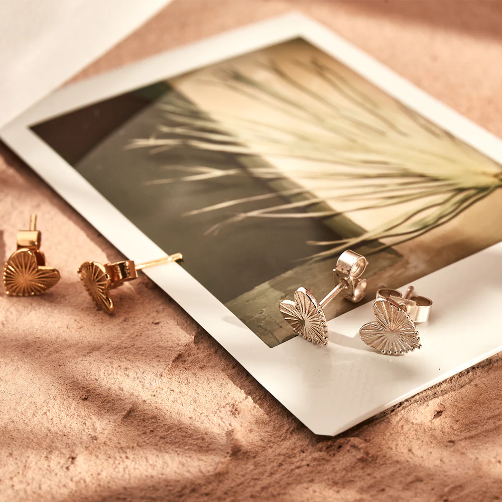 Glowing Beauty Stud Earrings - Image 5